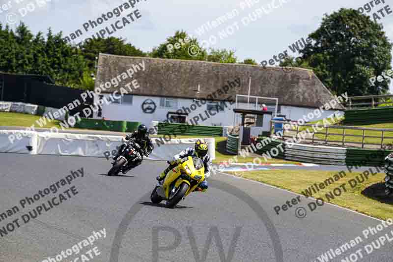 enduro digital images;event digital images;eventdigitalimages;mallory park;mallory park photographs;mallory park trackday;mallory park trackday photographs;no limits trackdays;peter wileman photography;racing digital images;trackday digital images;trackday photos